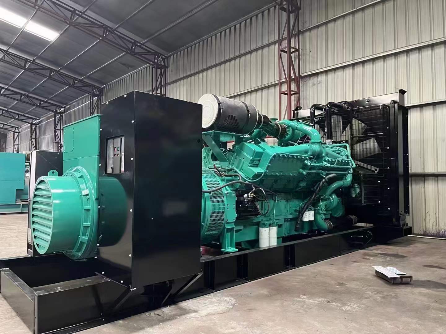 玉州如何降低 800kW 柴油发电机输出电流的波动？