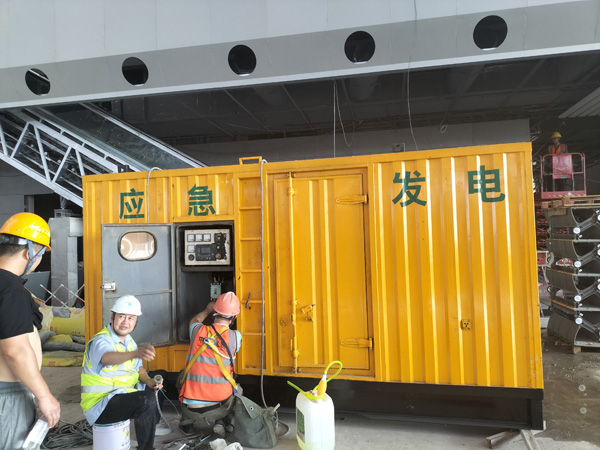 玉州怎样判断空气滤清器是否需要更换？